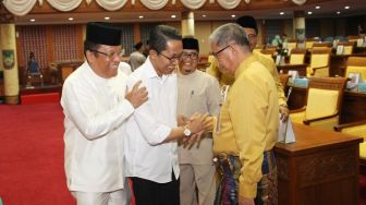 Lagi Rapat Paripurna, Anggota DPRD Batam Malah Serukan Amsakar Ahmad Maju Jadi Walikota