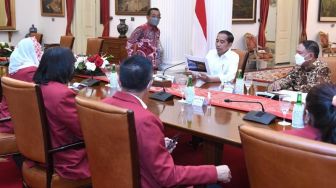 Yenny Wahid Temui Jokowi di Istana, Laporkan Kesiapan Kejuaraan Dunia Panjat Tebing di Jakarta
