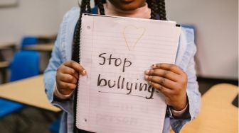 Siswa SMP di Cilacap Dibully karena Masalah Percintaan, Ini 3 Alasan Pelaku Bully Melakukan Kekerasan