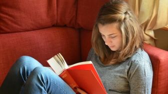5 Cara Mengajak Anak untuk Gemar Membaca, Efektif dan Menyenangkan