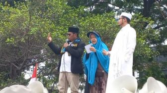 Terpopuler: Massa Demo Berteriak Sambo ke Polisi, Risma Klaim Tak Tertarik dengan Jabatan