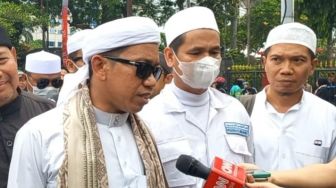 Warga Petamburan Dilarang Konvoi Sambut Bulan Ramadhan di Tanah Abang, FPI: Polisi 'Lebai'