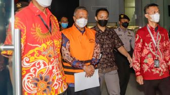 KPK Resmi Tahan Hakim Agung Sudrajad Tersangka Suap Urus Perkara di MA
