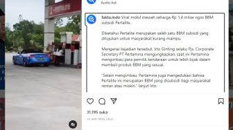 Mobil Mewah Seharga Rp 1,4 Miliar Kepergok Isi BBM Pertalite, Warganet: Mesin Dalamnya Ayla