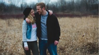 4 Alasan Penting Kamu Harus Menjaga Penampilan di Hadapan Pasangan