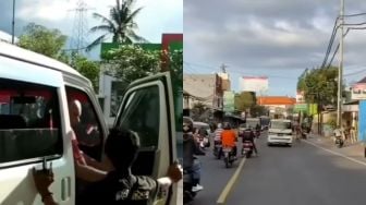Bule Jerman Jadi Bulan-bulanan Pemotor di Jalan, Diduga Rampas Mobil Milik Warga Buleleng