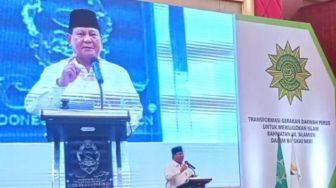 Bertemu Ridwan Kamil di Acara Pembukaan Muktamar Persis, Prabowo Subianto: Ini Saya Harus Perhitungkan