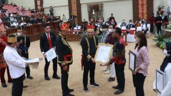 HUT Provinsi Sulut ke-58, Teten Masduki Sebut Kelapa Komoditi Unggulan