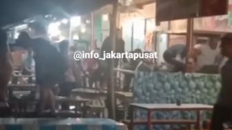 Gegara Hal Sepele, Pemuda Ribut di Kuliner JST Kemayoran sampai Pemilik Warung Histeris