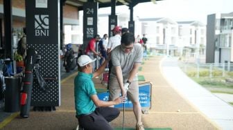 Jaring Milenial, BNI Emerald Gelar Golf Clinic