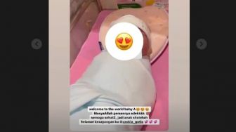 Zaskia Gotik Lahirkan Anak Keduanya, Netizen Ramai-Ramai Ucapkan Selamat