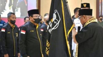 Dilantik Ketua Granat, Wali Kota Wahdi Bertekad Wujudkan Metro Bersih 