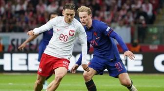 Liverpool Kepincut Ingin Kontrak Pemain Barcelona Frenkie de Jong