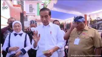 Jokowi Tinjau Penyaluran BLT BBM Di Sultra: Secara Nasional Sudah Capai 95,9 Persen