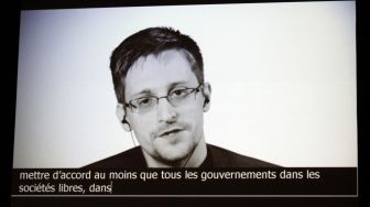 Putin Beri Kewarganegaraan Rusia kepada Edward Snowden