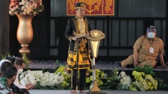 Terpopuler: Jokowi Disebut Mirip Firaun, Tas Hermes Rp 335 Juta Lesti Kejora Bikin Lemas