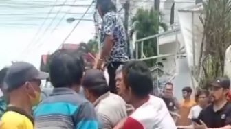 Anggota DPRD Solo Ungkap Detik-detik Menegangkan Mobil Rombongannya Diamuk Warga Minasaha Usai Tabrak Anak Kecil