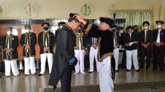 Sultan Ternate Beri Gelar Presiden Jokowi Sebagai Pangeran Bangsawan