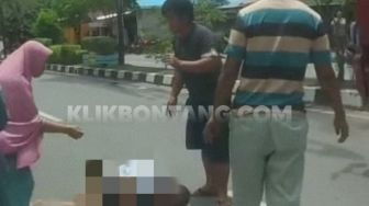 Kecelakaan di Jalan Sultan Syahril Bontang, Seorang Kakek Terkapar di Jalan, Keluarkan Darah