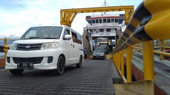 Fix! Malam Ini Tarif Penyeberangan Pelabuhan Ketapang Banyuwangi - Gilimanuk Bali Naik