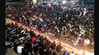 Kisah Mencekam Riski, Selamat dari Himpitan Ribuan Penonton yang Berusaha Menyelamatkan Diri dari Stadion Kanjuruhan