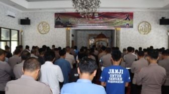 Viking Underground Cianjur Gelar Salat Gaib dan Doa Bersama Untuk Korban Tragedi Kanjuruhan