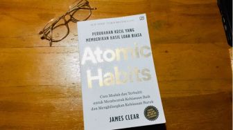 Cara Membangun Kebiasaan Baik dari Buku 'Atomic Habits'