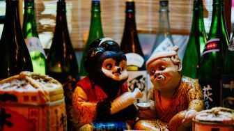 Yang Wajib Kamu Ketahui dari Etiket Minum Sake dan Cara Minum yang Benar sesuai Tradisi Jepang
