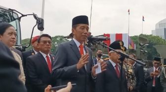 Berangkat ke Malang Siang Ini, Jokowi Bakal Jenguk Korban Tragedi Kanjuruhan dan Tinjau Stadion Kanjuruhan