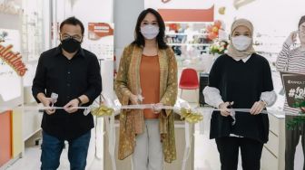 Buka Cabang di Mall of Serang, Kasoem Vision Care Suguhkan Pemeriksaan Penglihatan yang Berbeda