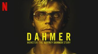 Monster: The Jeffrey Dahmer Story Jadi Serial Tersukses di Netflix