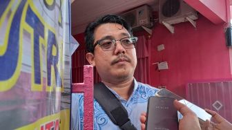 Cerita Kelu Ayah Korban Tembok Runtuh Di MTsN 19 Jakarta: Anak Saya Rajin Mengaji, Lagi Senang-senangnya Main Futsal