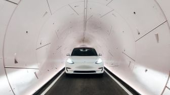 Luhut Kunjungi Boring Company Milik Elon Musk, Bahas Teknologi Loop untuk Indonesia?