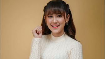 Happy Asmara Fitting Baju Pengantin Jawa, Warganet: Jadi sama Denny Caknan?