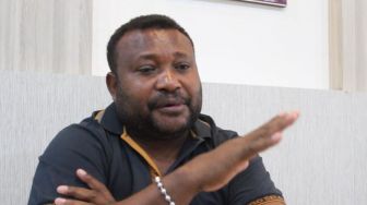 Pemuda Jayapura Tegaskan Lukas Enembe Bukan Kepala Suku Besar di Papua