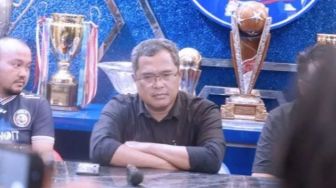 Tangis Sesal Ketua Panpel Arema FC: Ikhlas Jadi Tersangka, Ponakan Tewas di Kanjuruhan