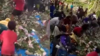 Duh! Warga Malah Saling Lempar Makanan Saat Selamatan Hasil Panen, Banjir Komentar Miring: Mubazir