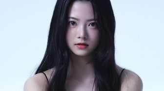 Angggota LE SSERAFIM, Hong Eunchae Dinyatakan Sembuh dari COVID-19