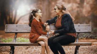 Tips Mempersiapkan Remaja Perempuan Hadapi Menstruasi Pertama, Para Ibu Harus Tahu