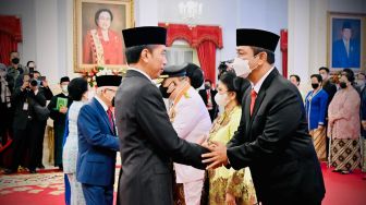 Pengadaan Barang dan Jasa Pemerintah Capai Ratusan Triliun, Jokowi Kasih Pesan Ini ke Hendi