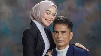Kekompakan Endang Mulyana dan Lesti Kejora: Ayah Turun ke Sawah, Anak Jadi Duta Petani Milenial