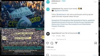 Fans Inter Milan dan Borussia Dortmund Bentangkan Spanduk RIP Kanjuruhan, Warganet: Awas Pak Da*ang Beraksi