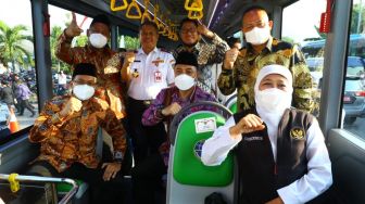 HUT Jatim Ke-77, Gubernur Khofifah: Monggo Nikmati Bus Trans Jatim Gratis Satu Hari Penuh