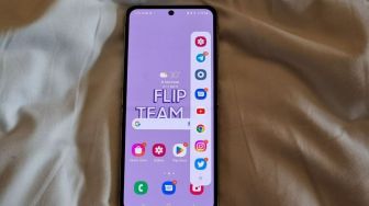 Makin Seru Multitasking Pakai Fitur Edge Panel
