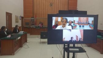 Kasus Meme Stupa Mirip Jokowi, Roy Suryo Dituntut 1 Tahun 6 Bulan Penjara