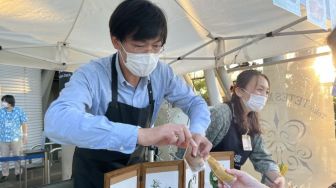 Ahli Botani Jepang Jual Jamu Tradisional Indonesia