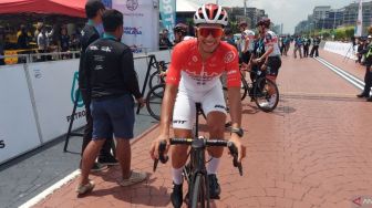 Debut Manis Aiman Cahyadi Bersama Tim asal Malaysia di Tour de Sharjah