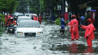 Waspada Diare dan Infeksi Kulit Saat Terserang Banjir, Bagaimana Cara Pencegahan yang Paling Mudah?