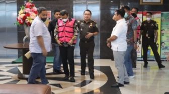 Iqbal Asnan Terdakwa Kasus Pembunuhan Jadi Tersangka Dugaan Korupsi Bersama Iman Hud dan Abdul Rahim