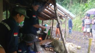 Badan Geologi ESDM Tinjau Pergerakkan Tanah Ciketug, Hasilnya